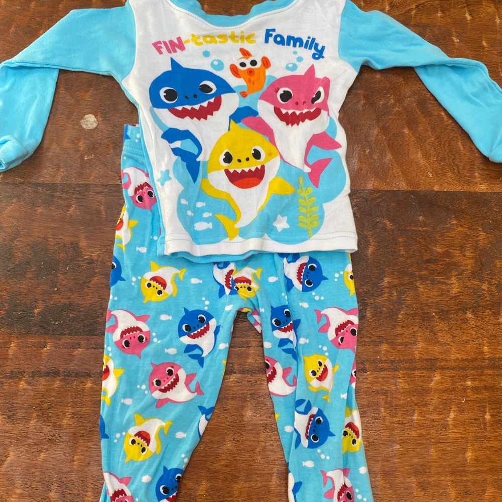Long sleeve, baby shark, gender neutral toddler pajamas